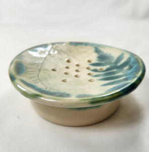 pottery soap dish w/ ferns - FREE SHIPPING - ceramic sponge holder